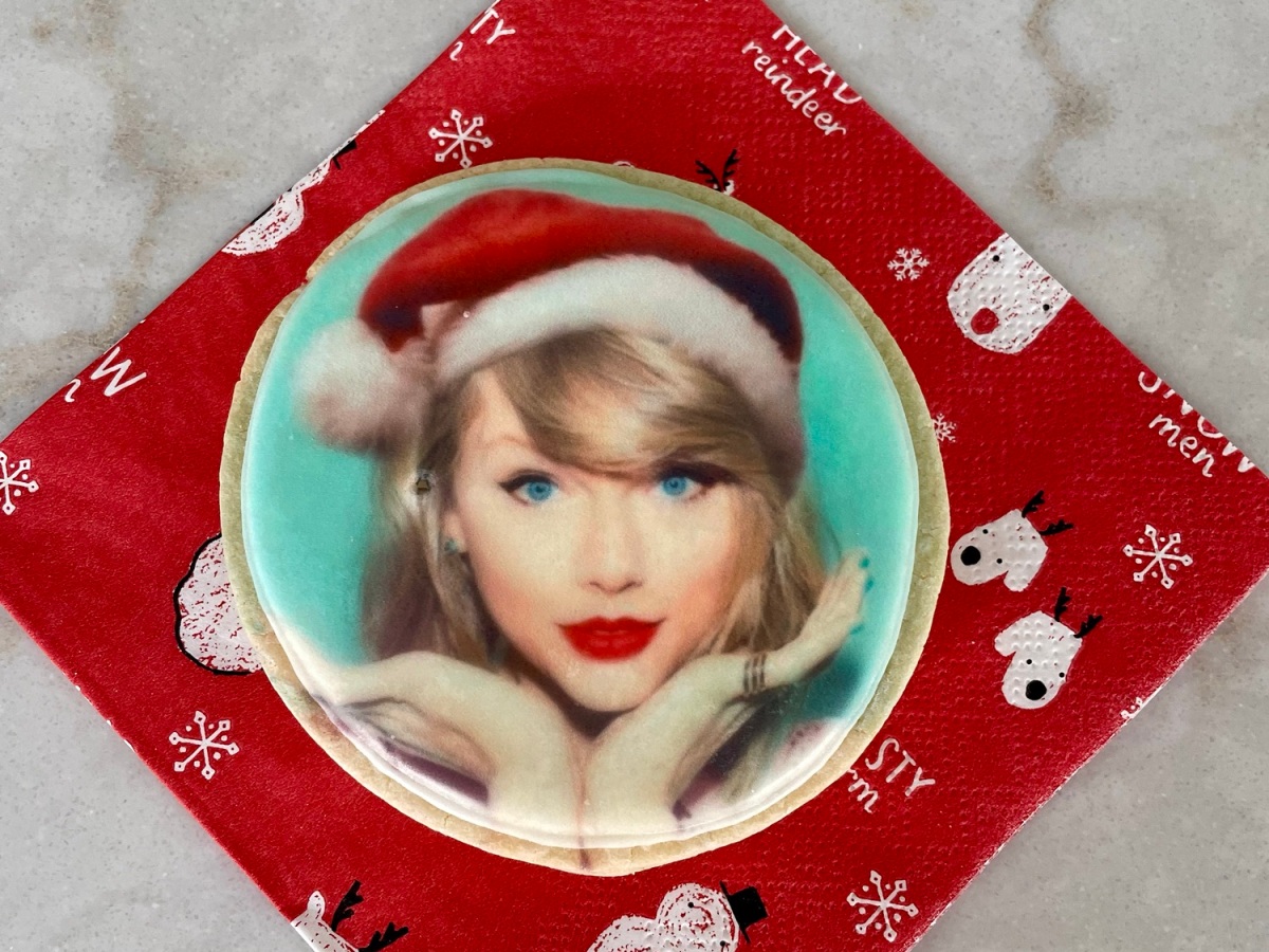 On the Fifth Day of Katiemas, I Got a Taylor Swift Cookie
